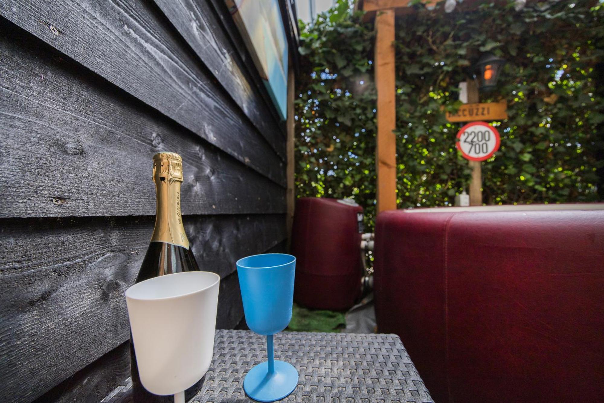 Luxe Wellness Apartment Apeldoorn With Jacuzzi And Sauna Exterior photo