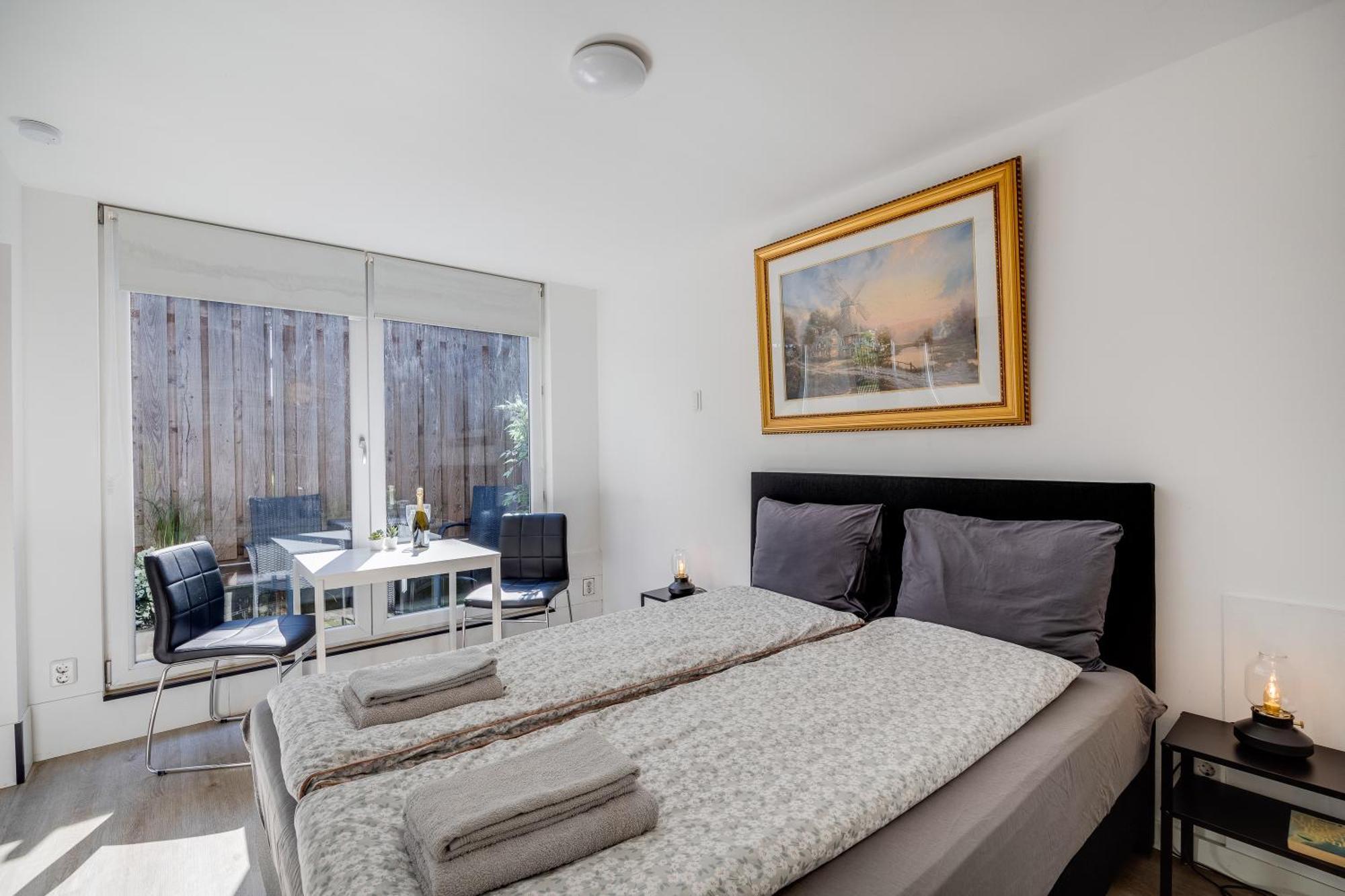 Luxe Wellness Apartment Apeldoorn With Jacuzzi And Sauna Exterior photo